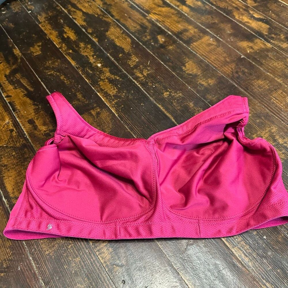 Glamorise ruby red magiclift seamless sports wireless 46DD bra